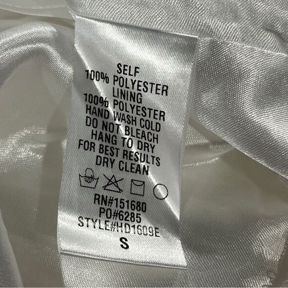 NEW STORIA if only bow bust midi‎ dress in white
 White Strapless Dress - Picture 10 of 13